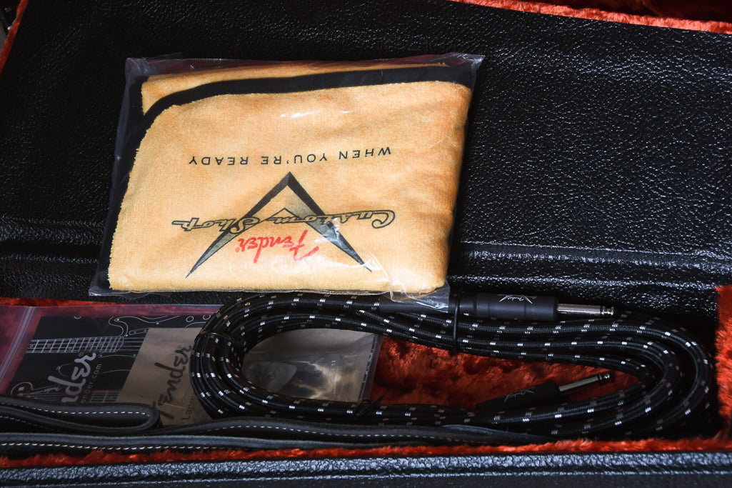 2013 Fender Custom Shop Jaco Pastorius Relic 1964 Jazz Bass Sunburst