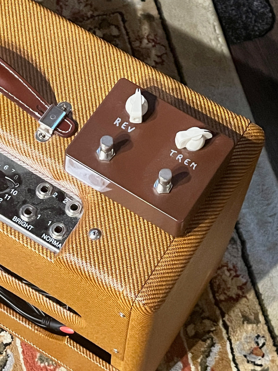 Lazy J 20 Watt 1x12 Combo Tweed