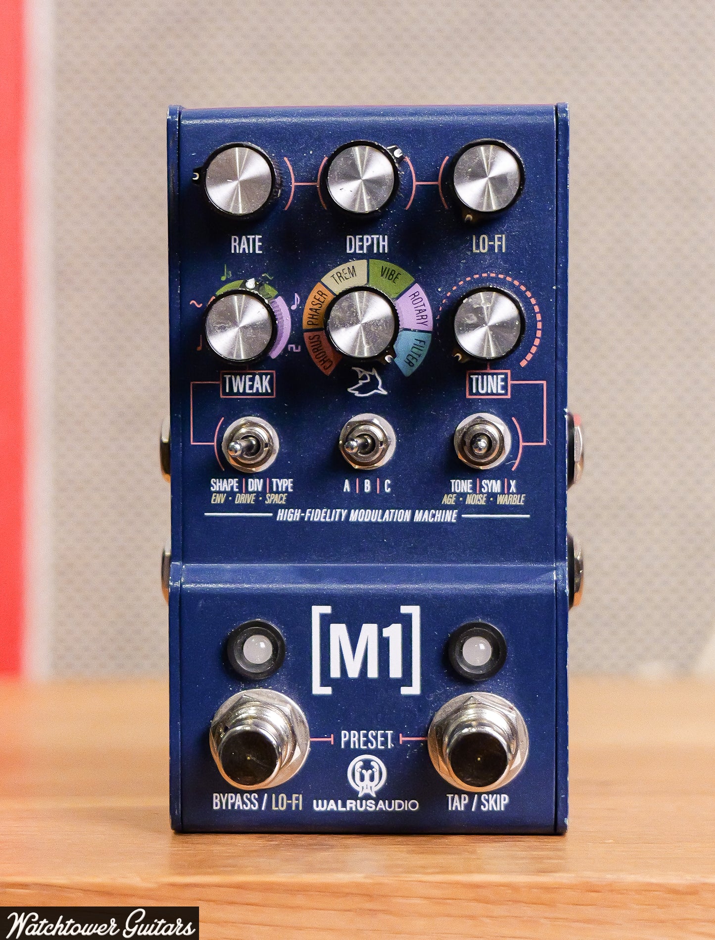 Walrus Audio M1 Mako Series High Fidelity Modulation Machine Pedal