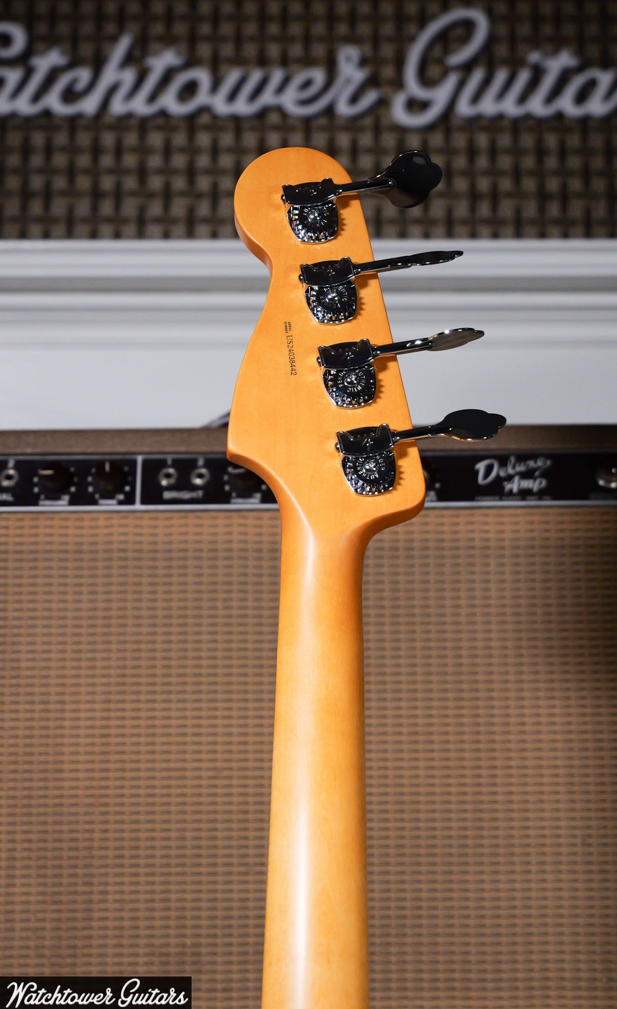 2024 Fender P Bass American Professional II Mystic Surf Green