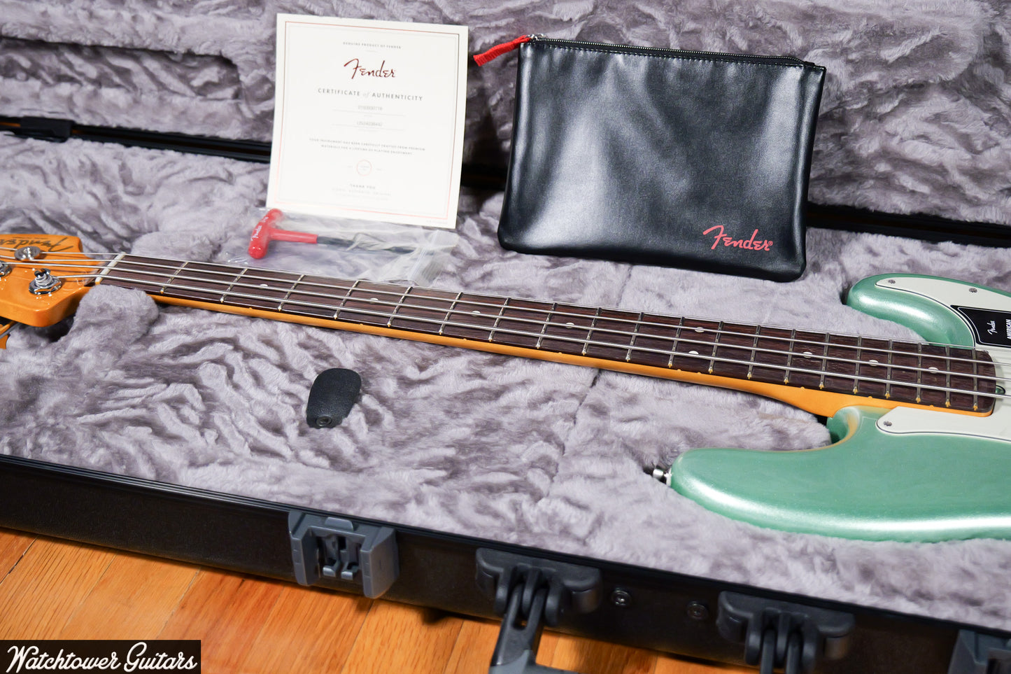 2024 Fender P Bass American Professional II Mystic Surf Green