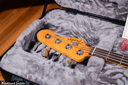 2024 Fender P Bass American Professional II Mystic Surf Green