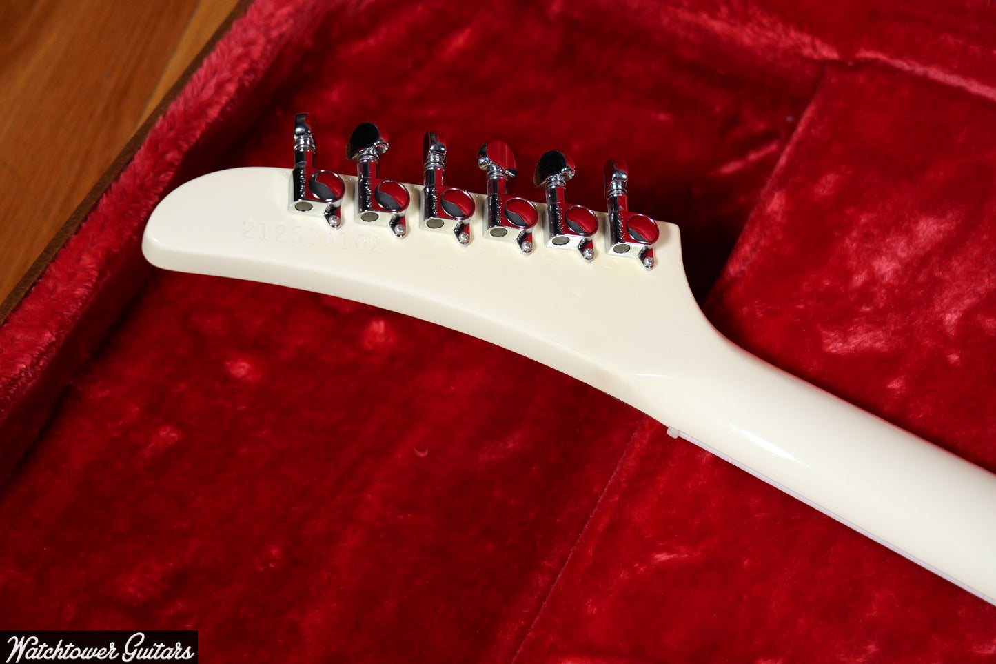 2023 Gibson 70's Explorer Classic White