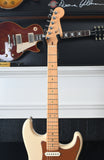 2005 Fender American Deluxe Stratocaster Blonde & Maple V Neck