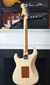 2005 Fender American Deluxe Stratocaster Blonde & Maple V Neck