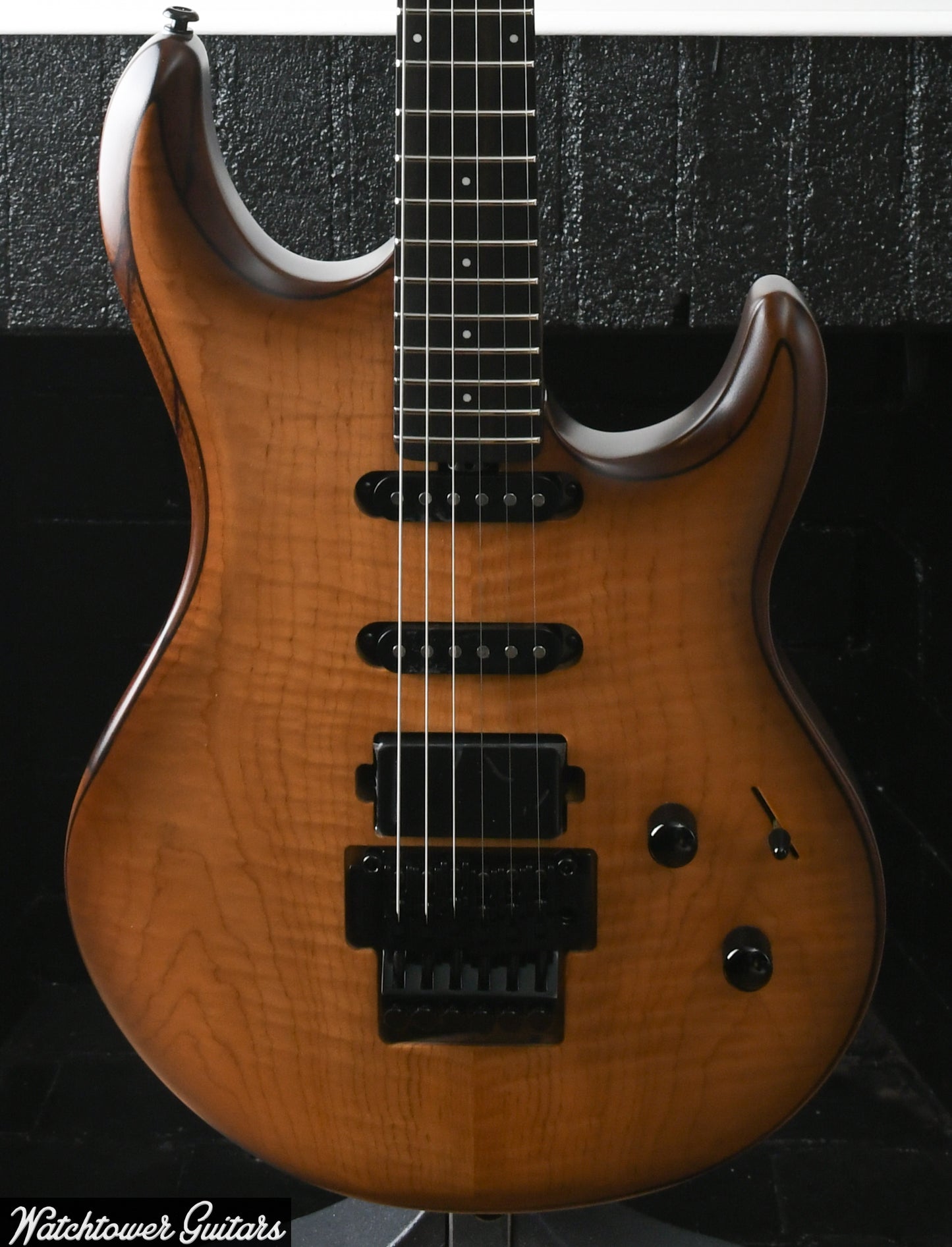 Ernie Ball Music Man Luke 4 Steve Lukather 30th Anniversary Signature Steamroller