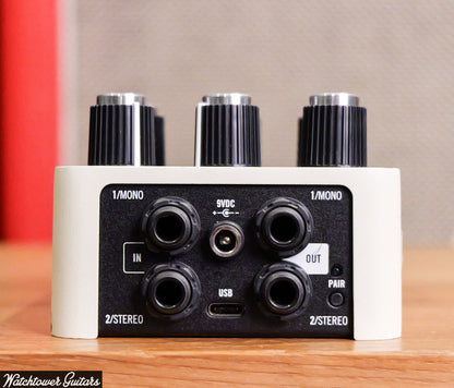 Universal Audio ASTRA Modulation Machine FX Pedal