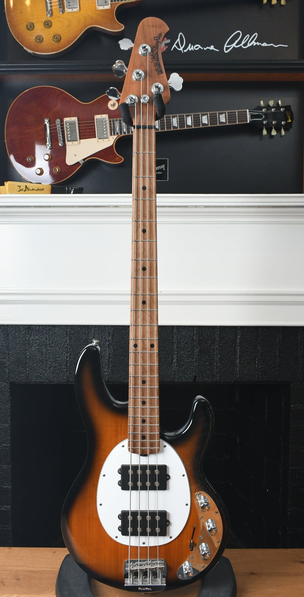 2019 Ernie Ball Music Man StingRay Special 4 HH Vintage Sunburst