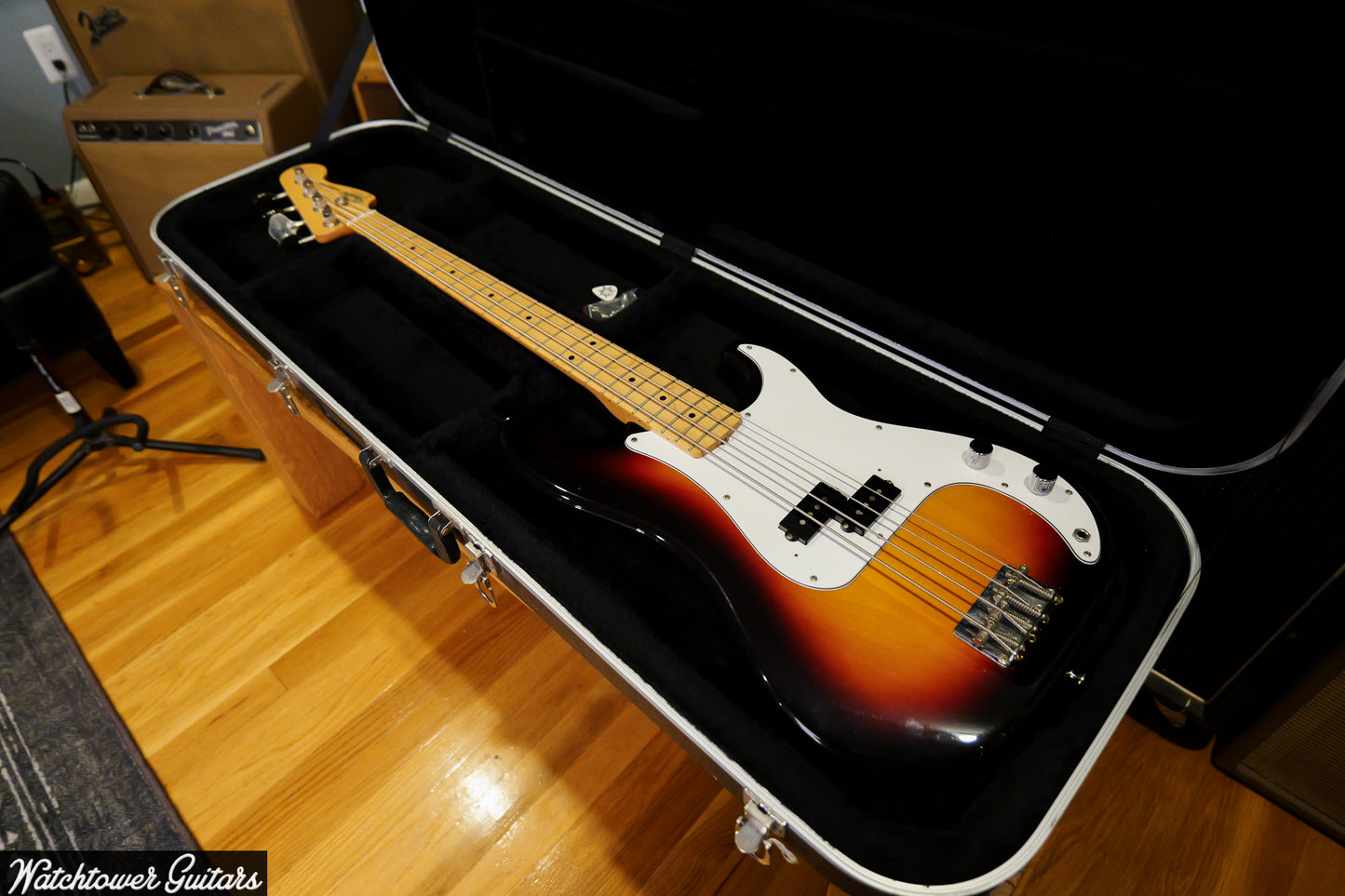 1984-1987 Fender Japan Precision Bass Sunburst