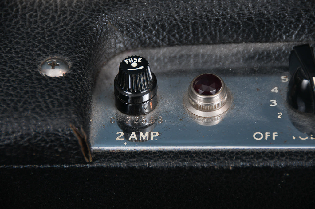 1964 Fender Champ 1x8 Combo Black Tolex