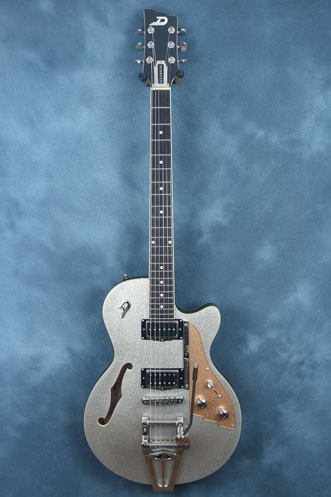 2016 Duesenberg Starplayer TV Silver Sparkle