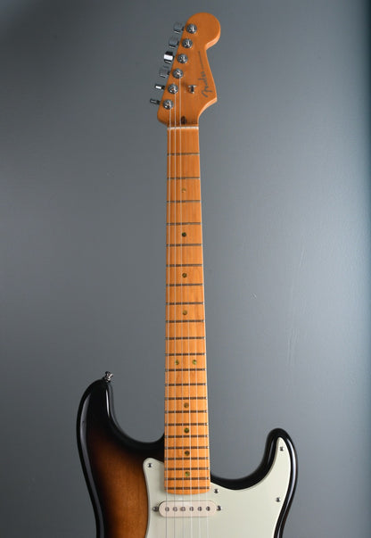 2012 Fender American Deluxe Stratocaster Sunburst & Maple Neck