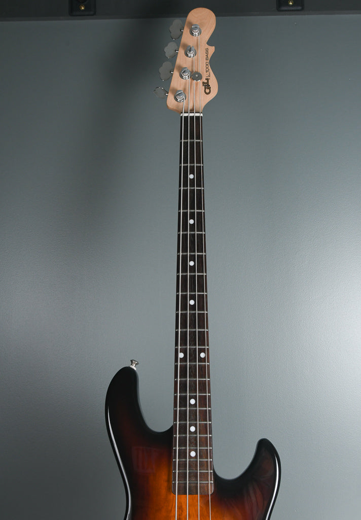 2009 G&L L-1000 Bass, Tobacco Sunburst, G&L Gig Bag