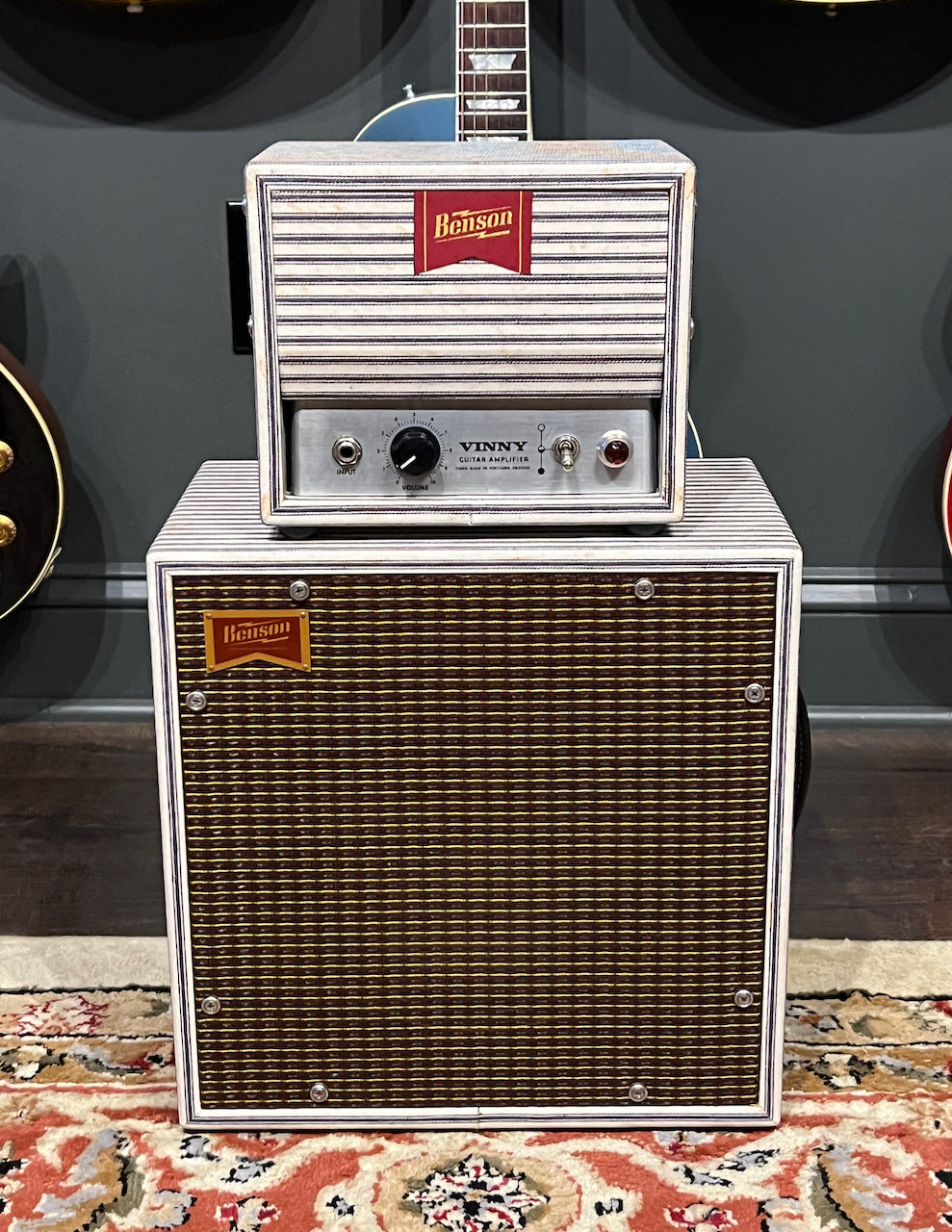2017 Benson Vinny Head & 1x10 Cabinet Stripe