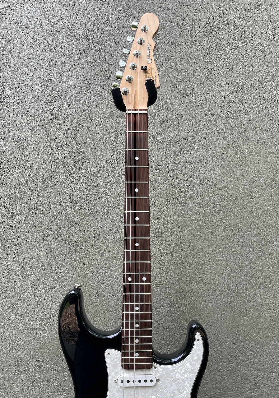 2001 G&L USA Legacy HSS Black