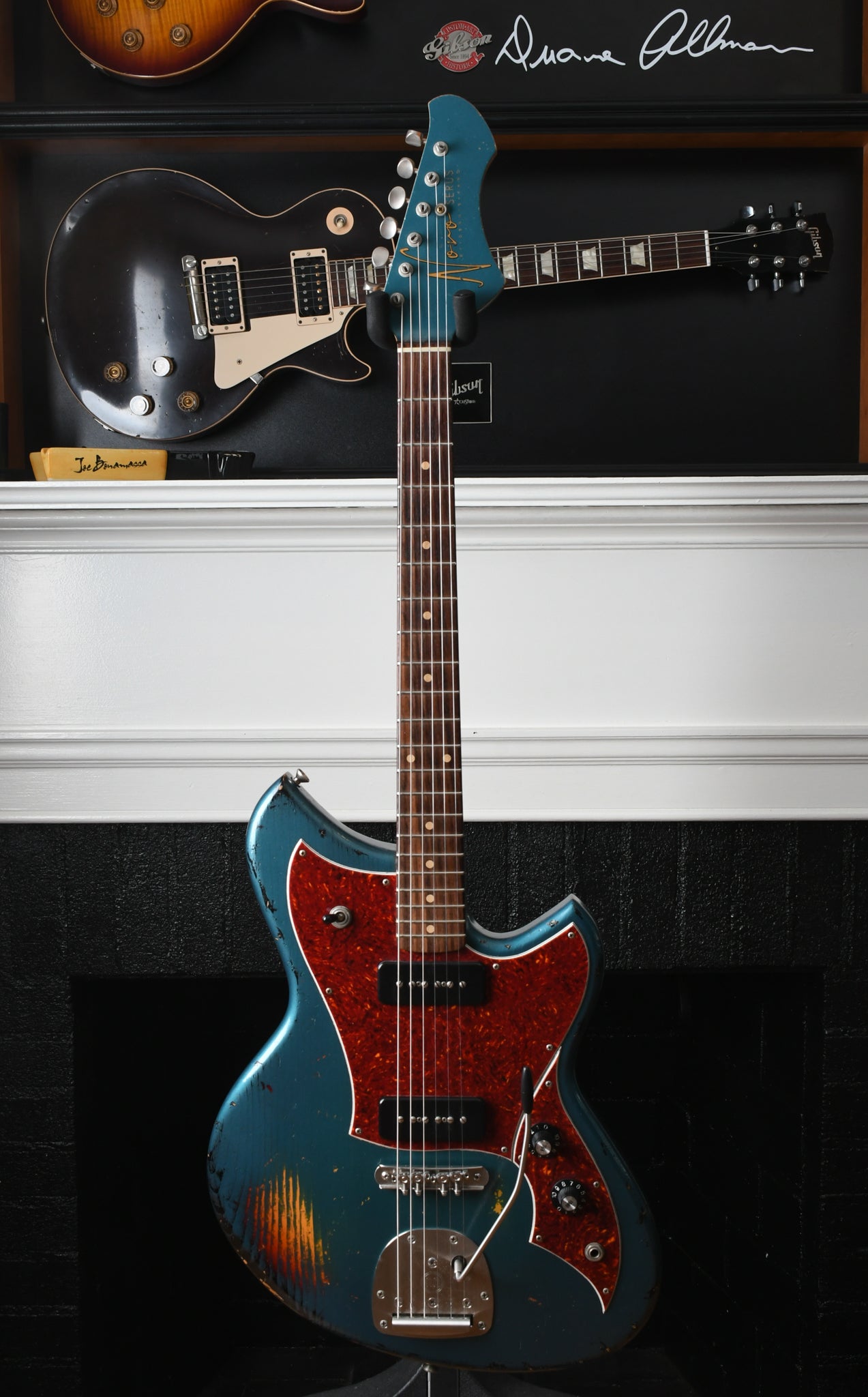 2016 Novo Serus J Lake Placid Blue over Sunburst & Amalfitano P-90's