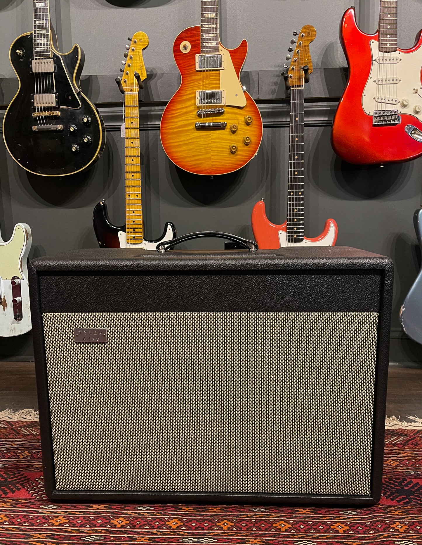 Tyler Amp Works HM-18  10"/12" Combo Black Tolex