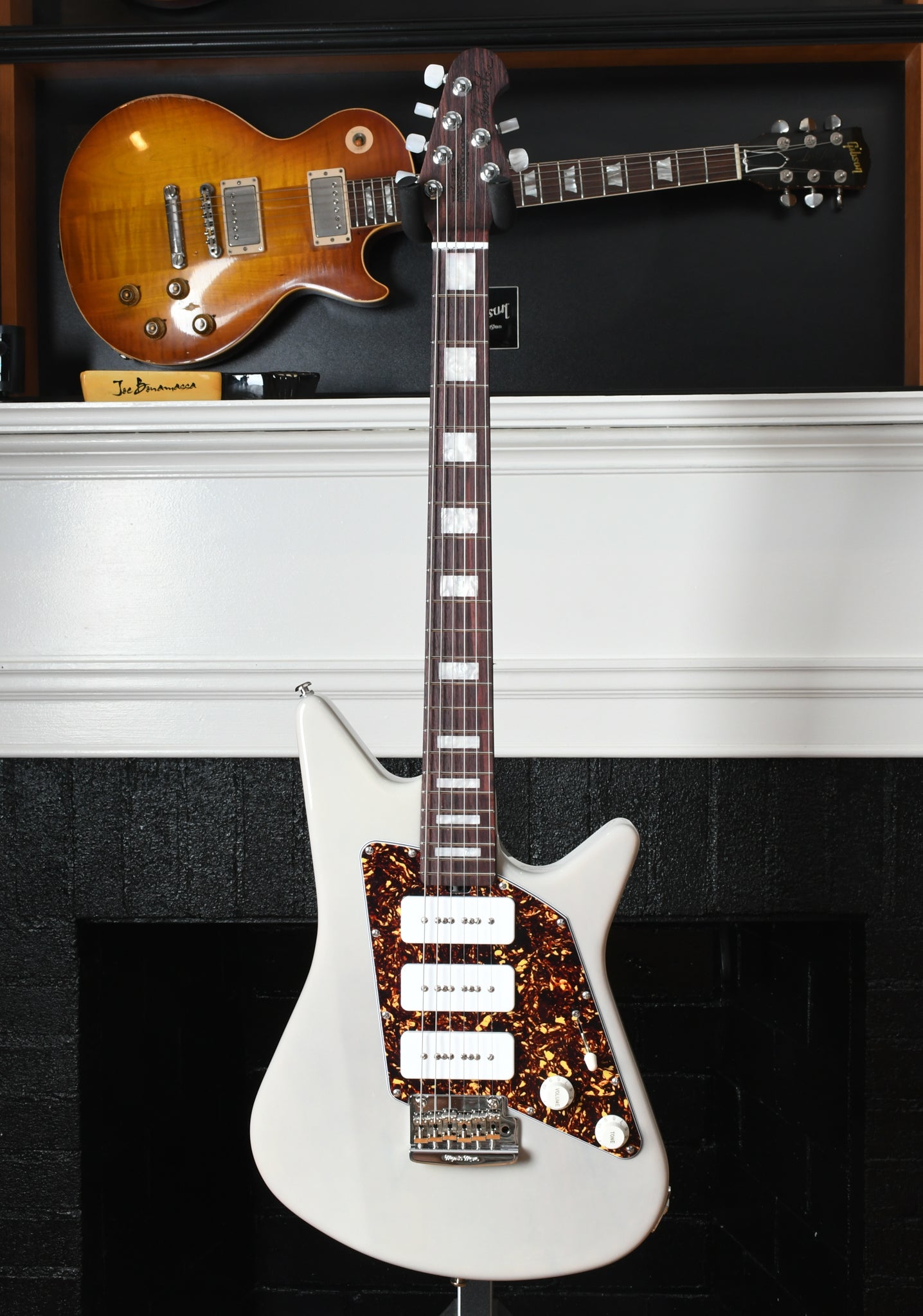 Ernie Ball Music Man Albert Lee BFR MM90 Ghost In The Shell